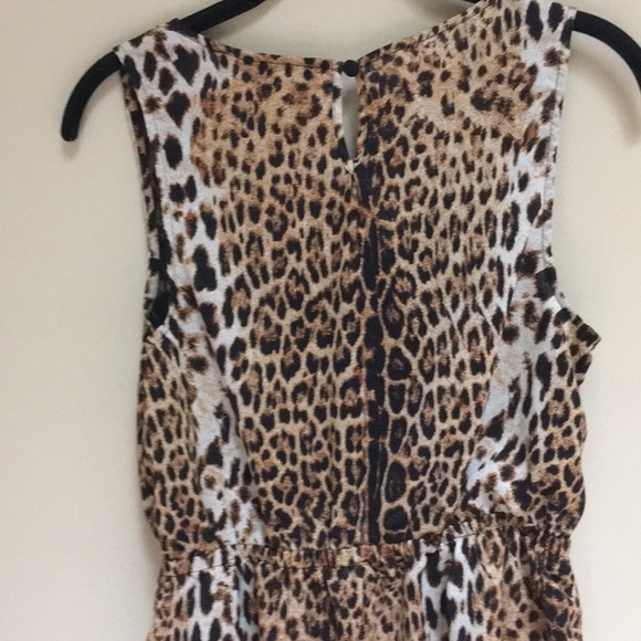 Forever21  Leopard Print mini Dress Size S - Picture 3 of 4
